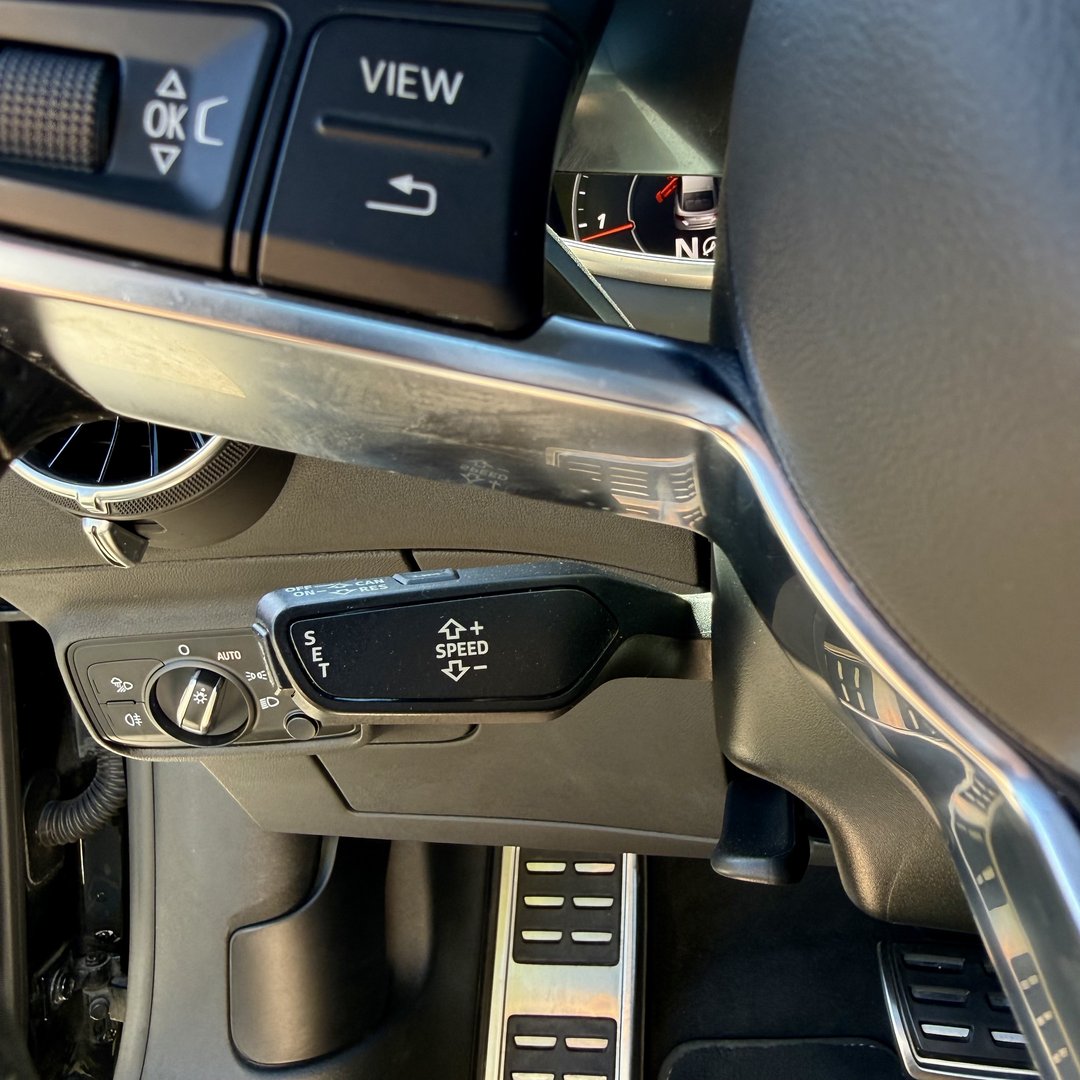 Audi TT-S Line 2.0 TFSI 230 S-TRONIC 6 - Photo 28