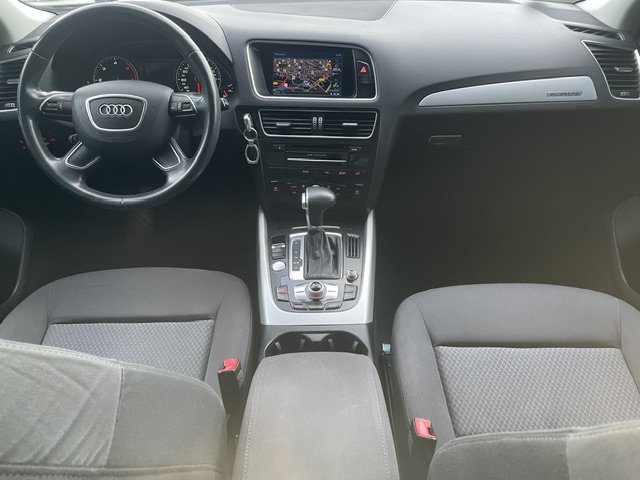 Audi Q5 - Photo 22