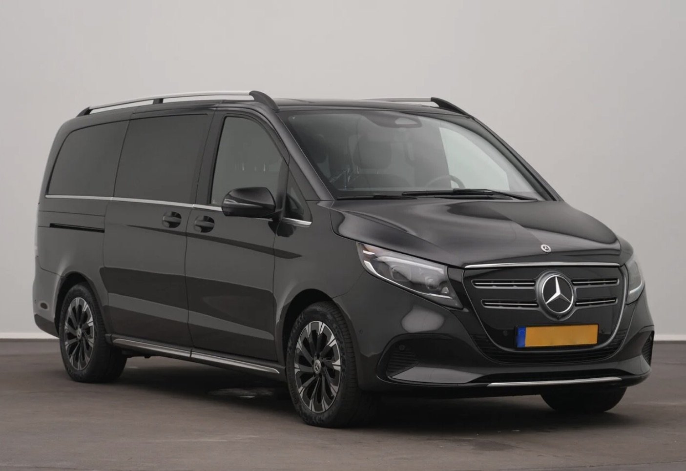 Mercedes-Benz EQV 300 FULL OPTIONS - Photo 8