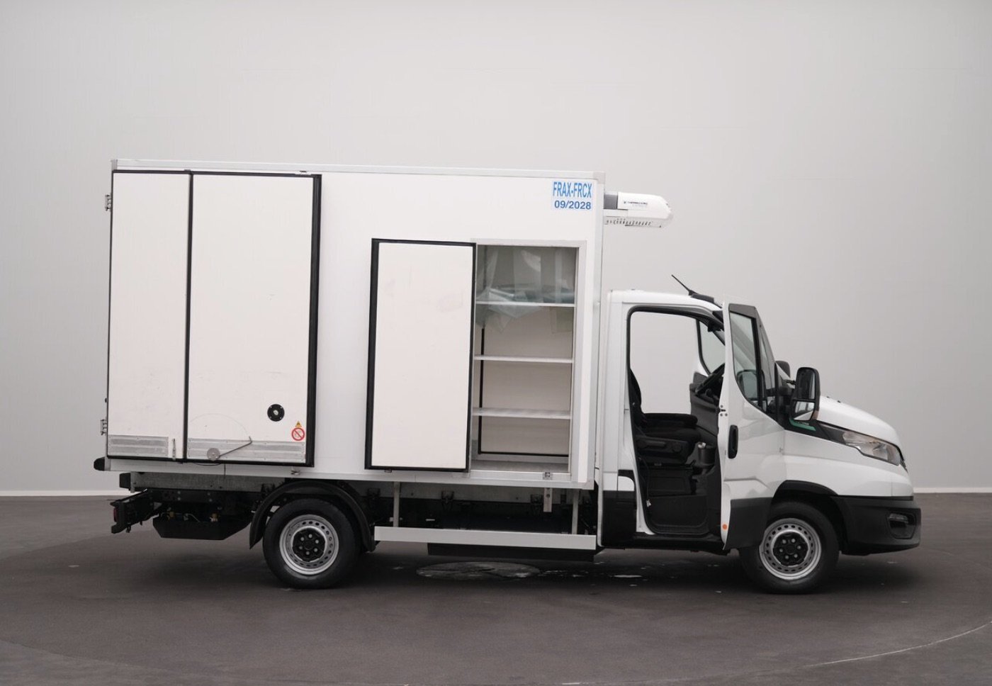 IVECO DAILY CC 35 S 14G BVM6 GAZ NATUREL - Photo 3
