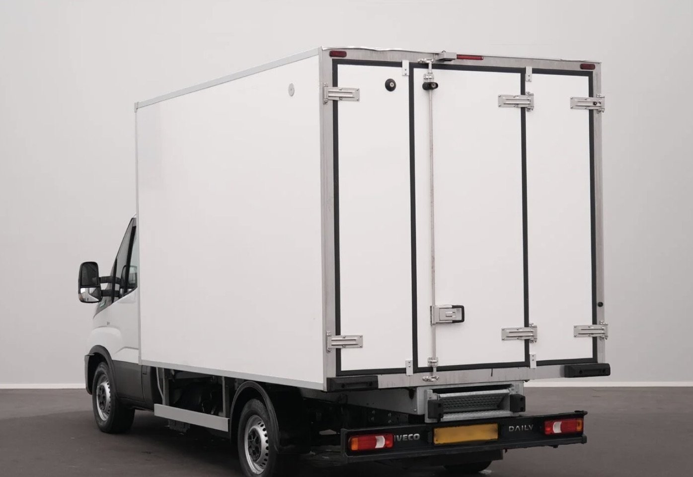 IVECO DAILY CC 35 S 14G BVM6 GAZ NATUREL - Photo 4