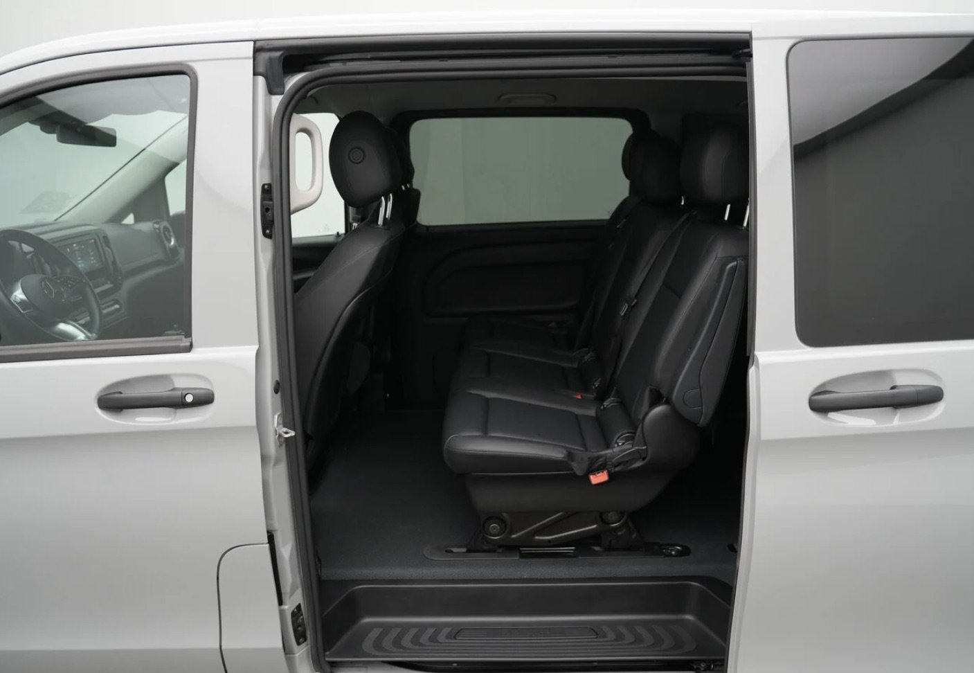 Mercedes-Benz Vito Tourer Select 124 CDI 4-Matic L2H1 TVA 5pl - Photo 6