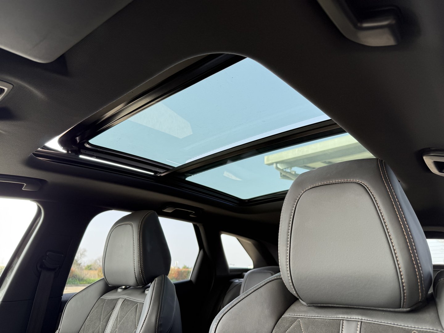 Peugeot 3008 GT S&S HDI - Photo 10