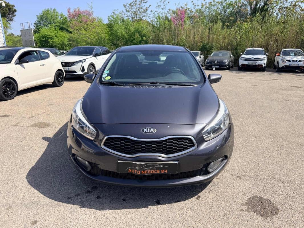 Kia Cee'd - Photo 2