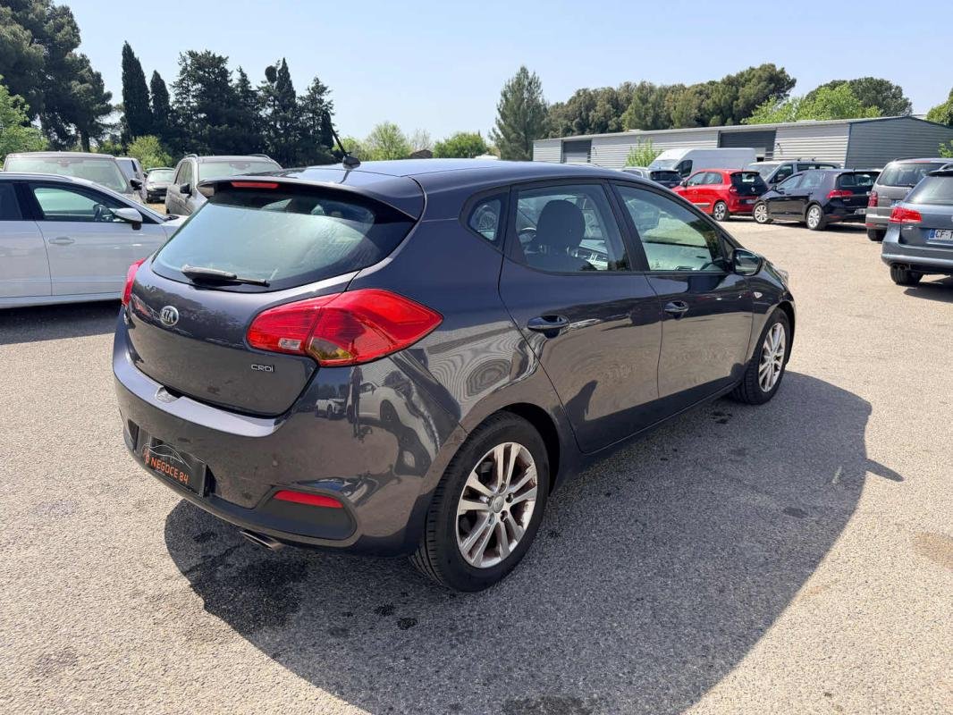 Kia Cee'd - Photo 4