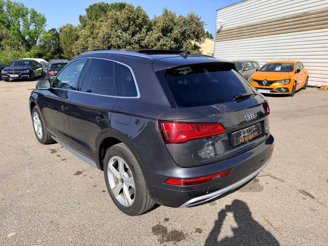 Audi Q5 - Photo 4