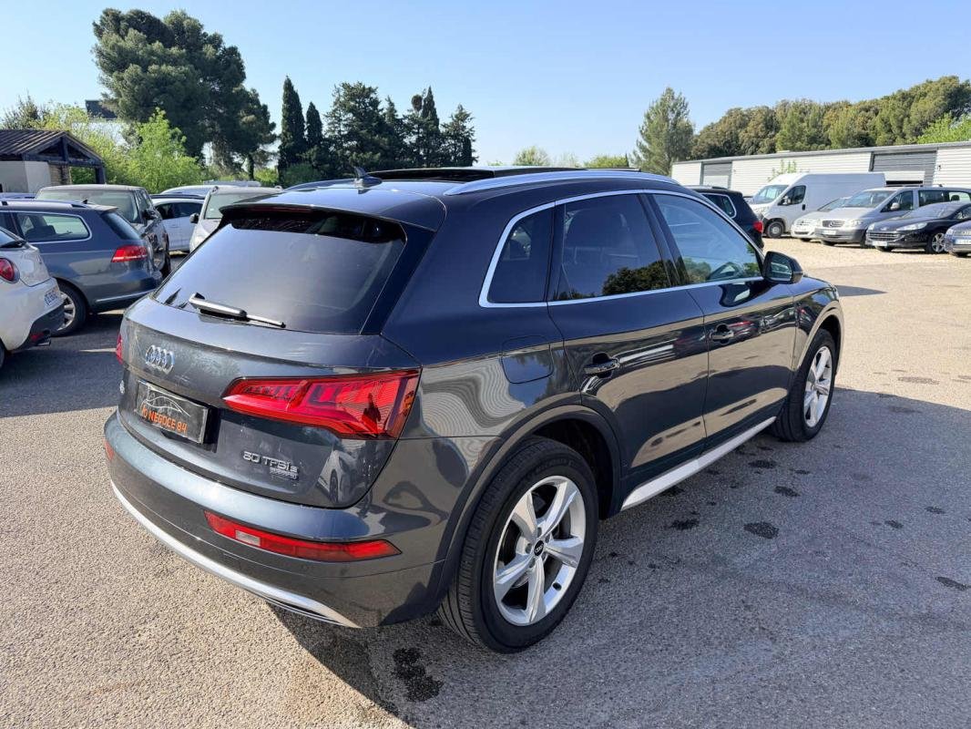 Audi Q5 - Photo 6