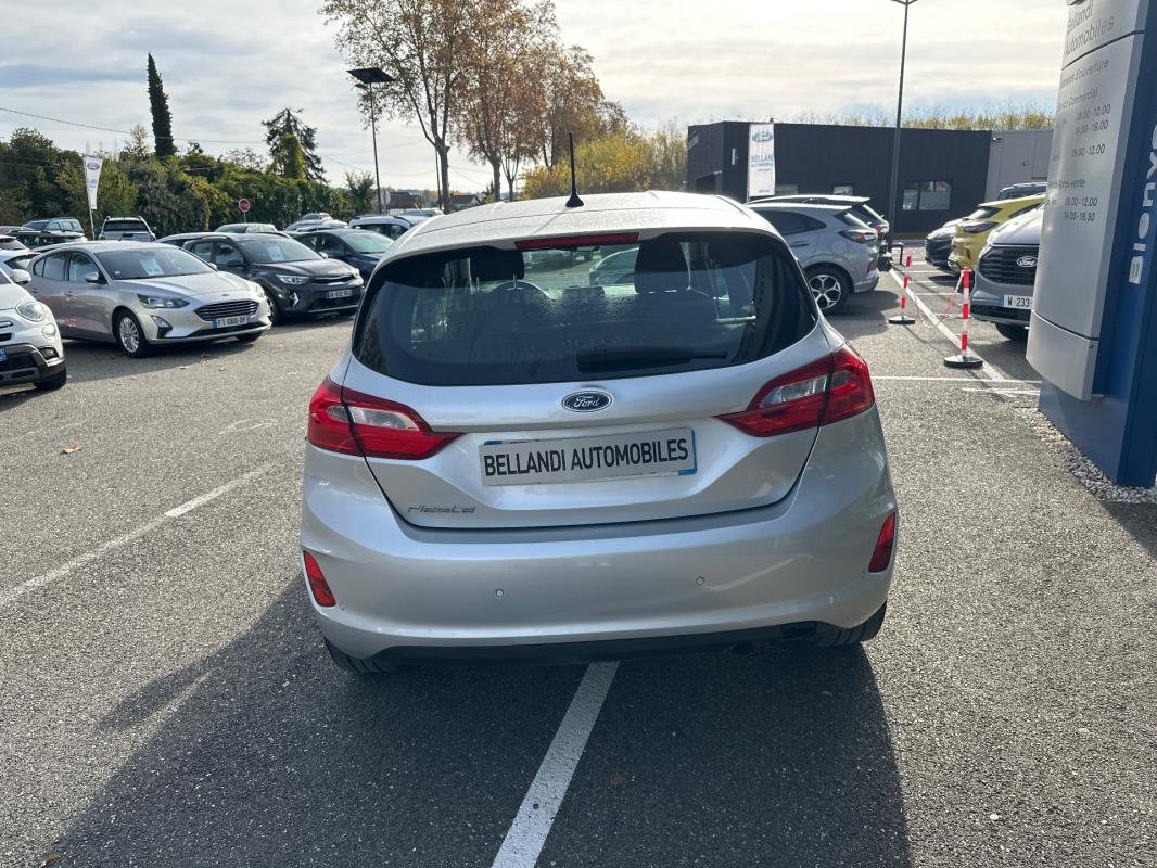 Ford Fiesta - Photo 4