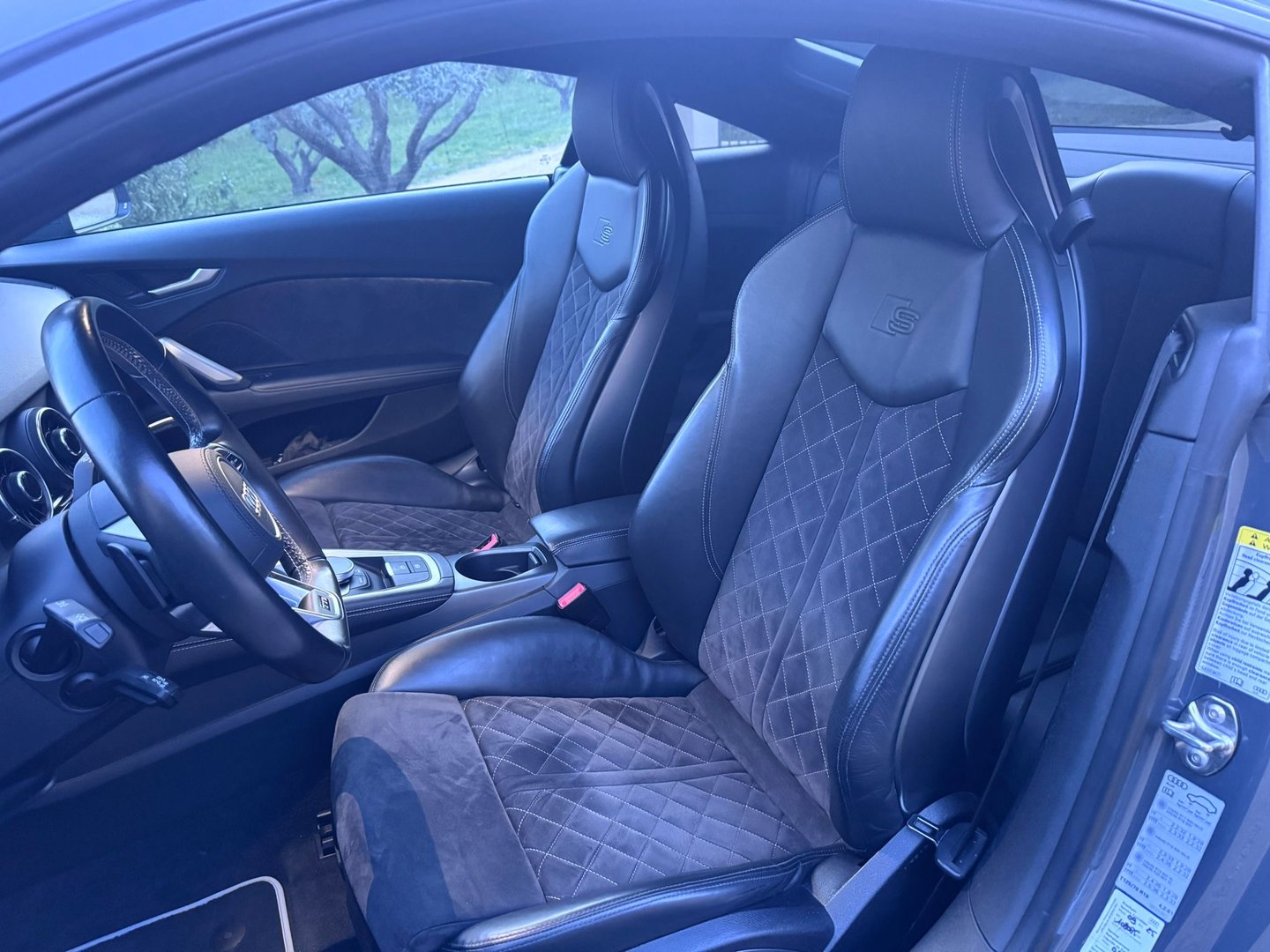 Audi TTS 310ch - Photo 9