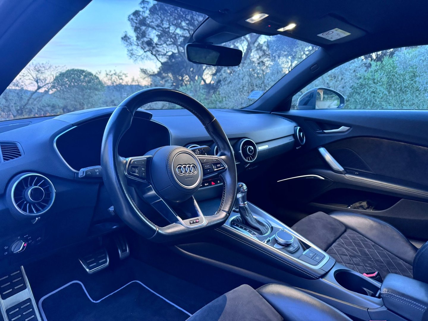 Audi TTS 310ch - Photo 13