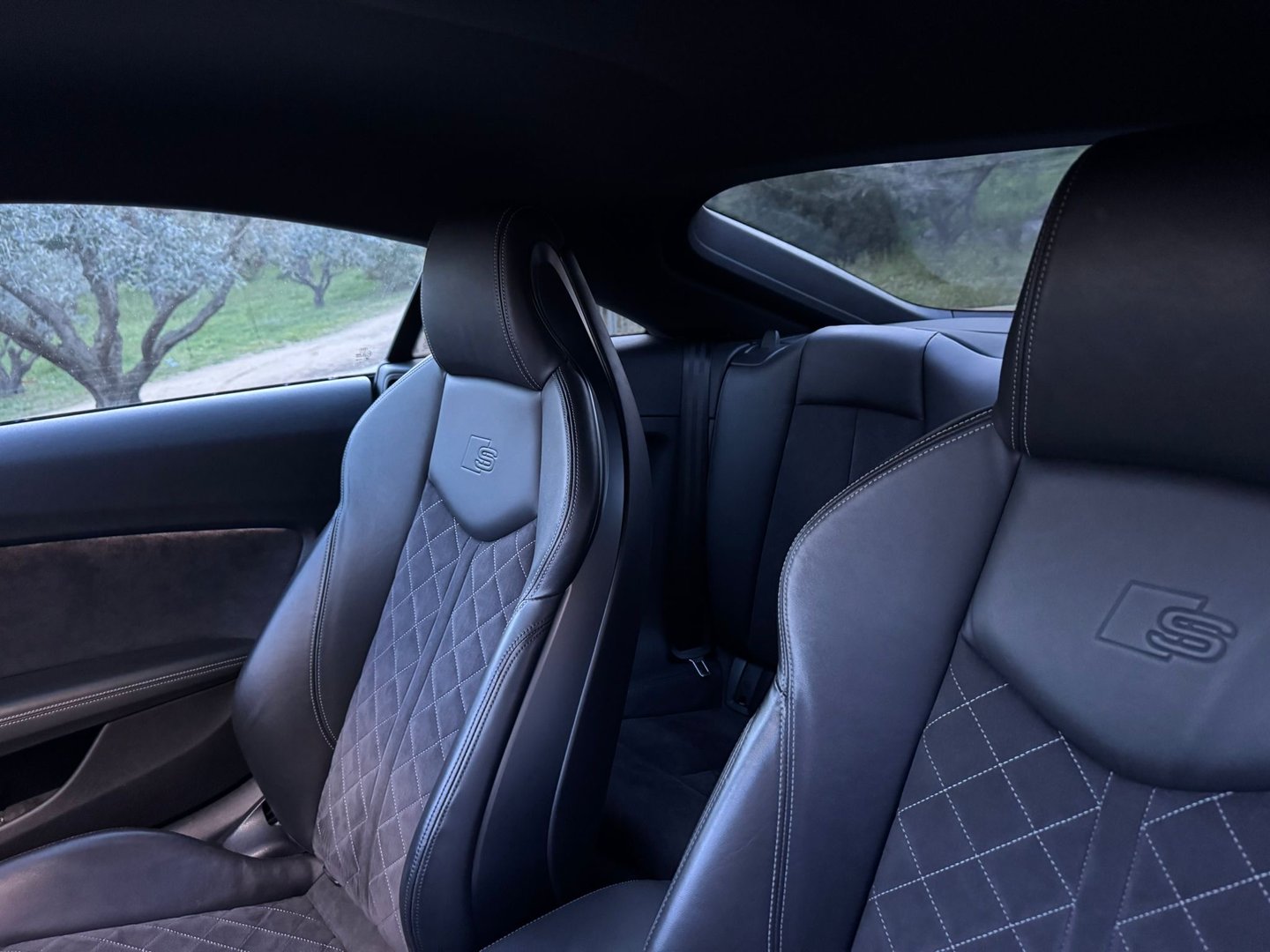 Audi TTS 310ch - Photo 10