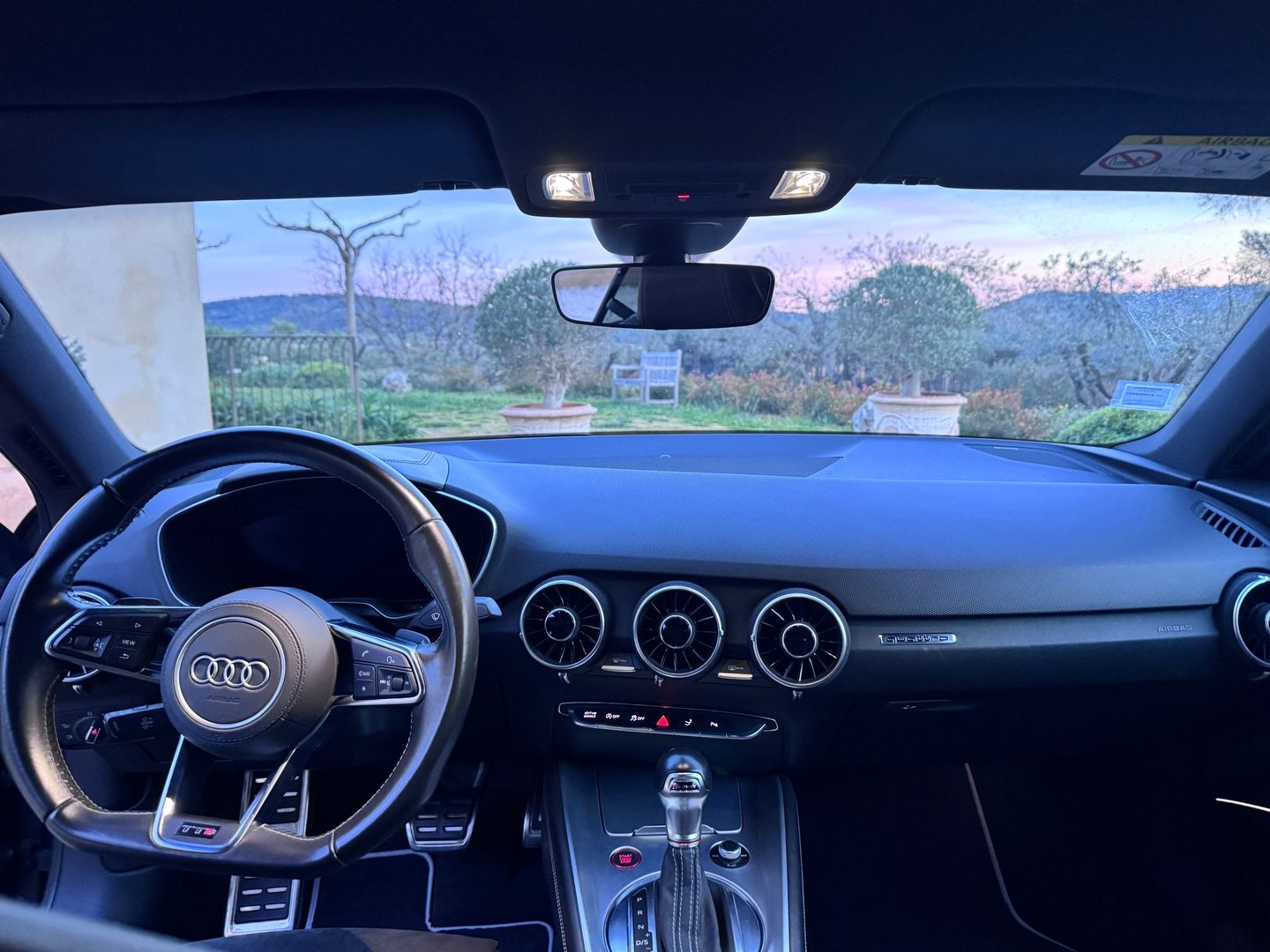 Audi TTS 310ch - Photo 14