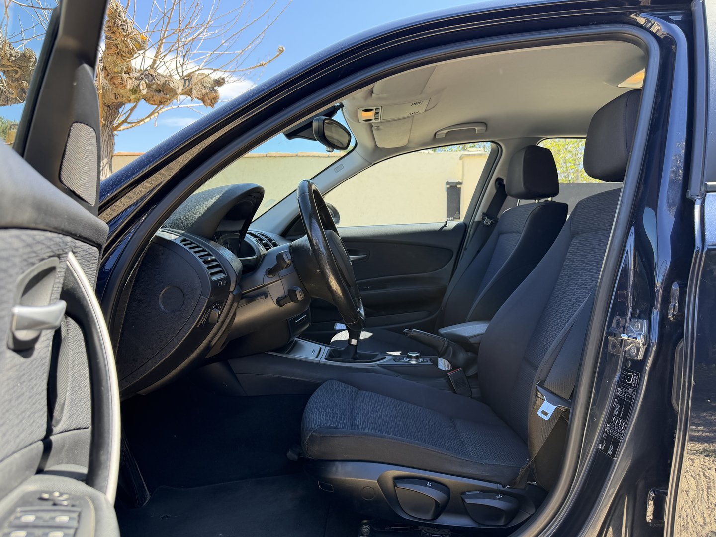 BMW Série 1 - Photo 8