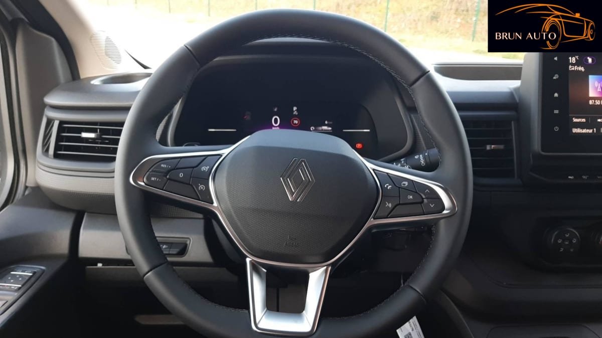 Renault Trafic - Photo 38