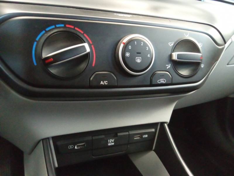 Hyundai i20 - Photo 26