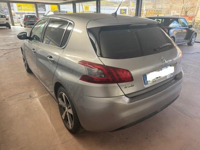 Peugeot 308 - Photo 5