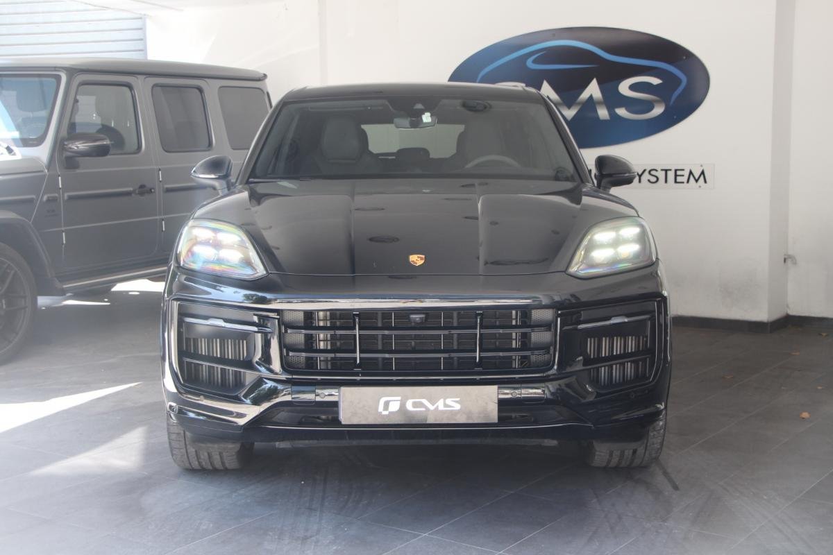 Porsche Cayenne - Photo 2