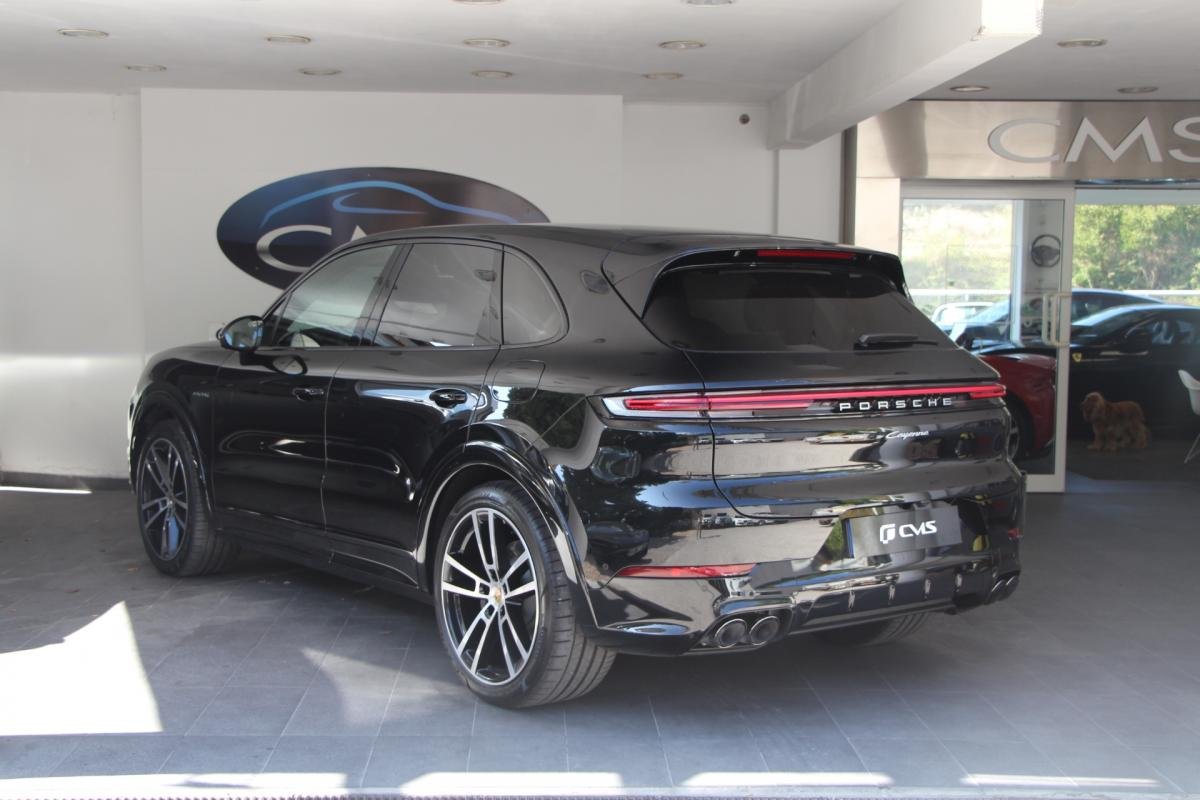 Porsche Cayenne - Photo 3