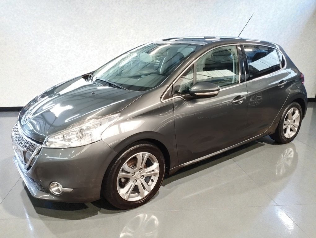 Peugeot 208 - Photo 6
