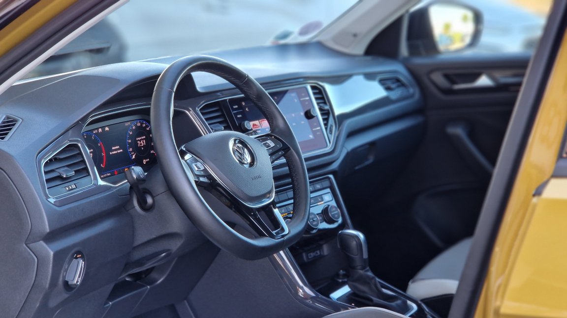 Volkswagen T-Roc - Photo 14