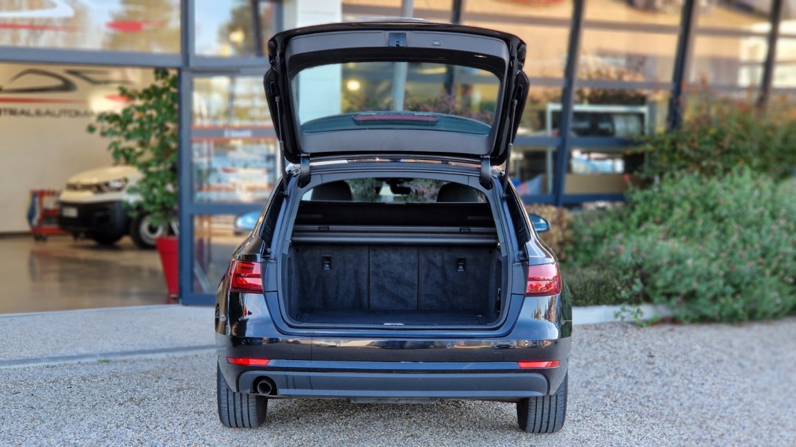 Audi A4 Avant - Photo 13