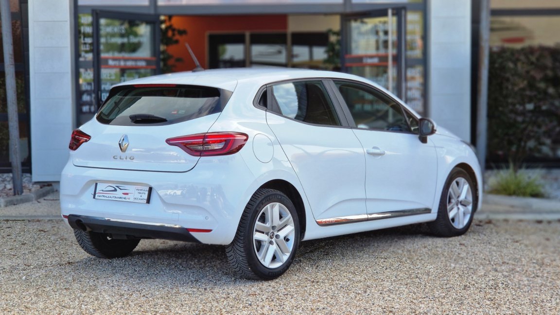 Renault Clio - Photo 18