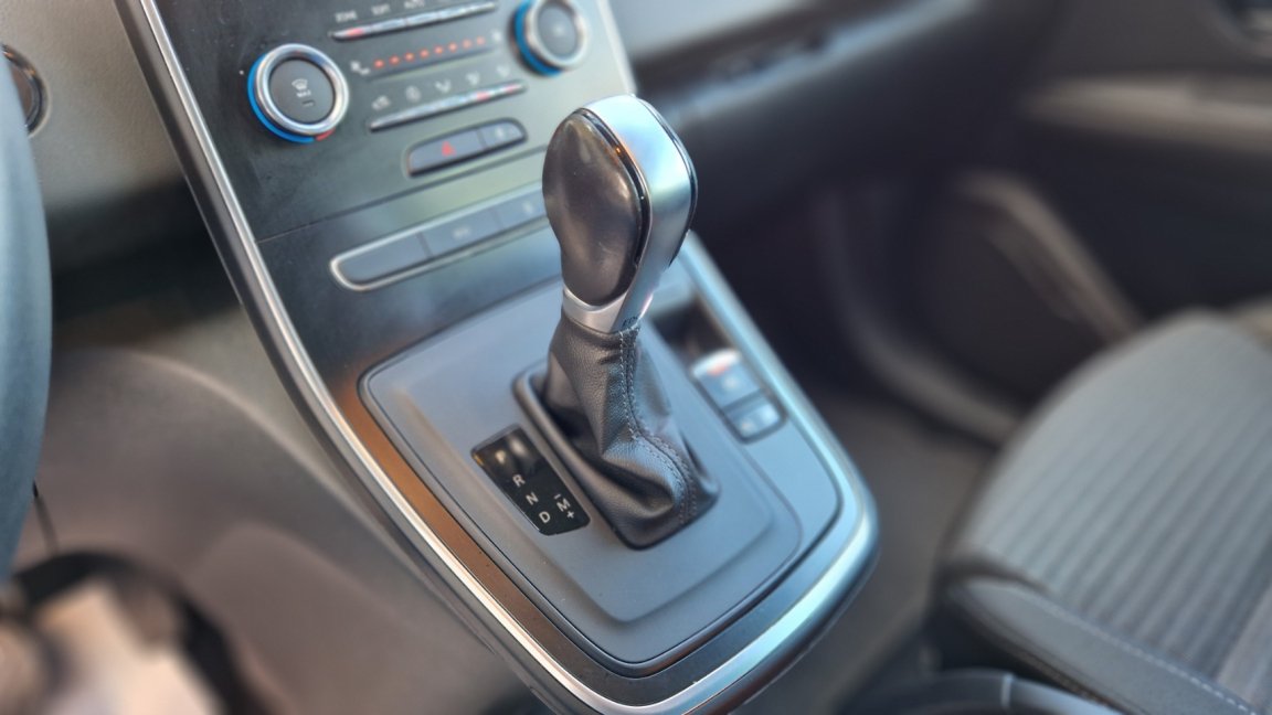 Renault Scénic - Photo 19