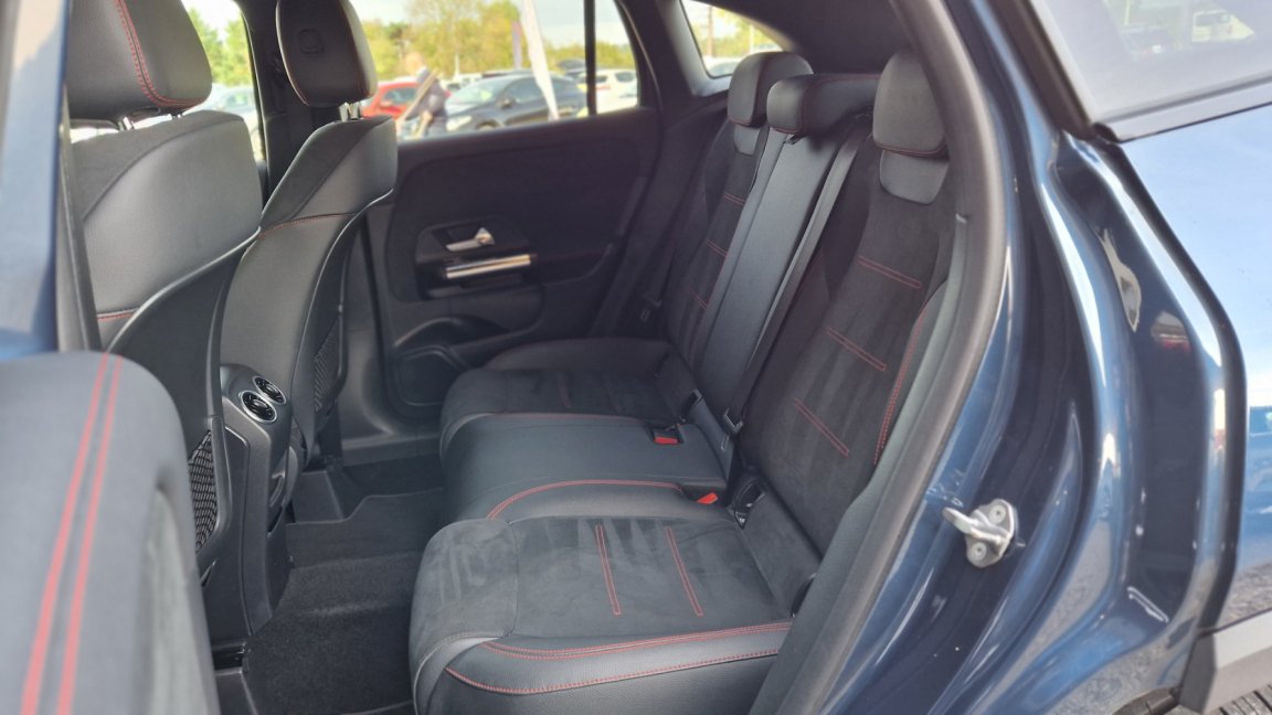 Mercedes Gla - Photo 23