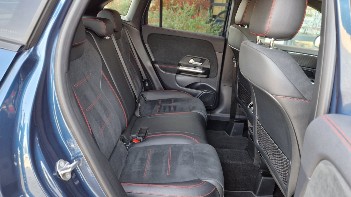 Mercedes Gla - Photo 31
