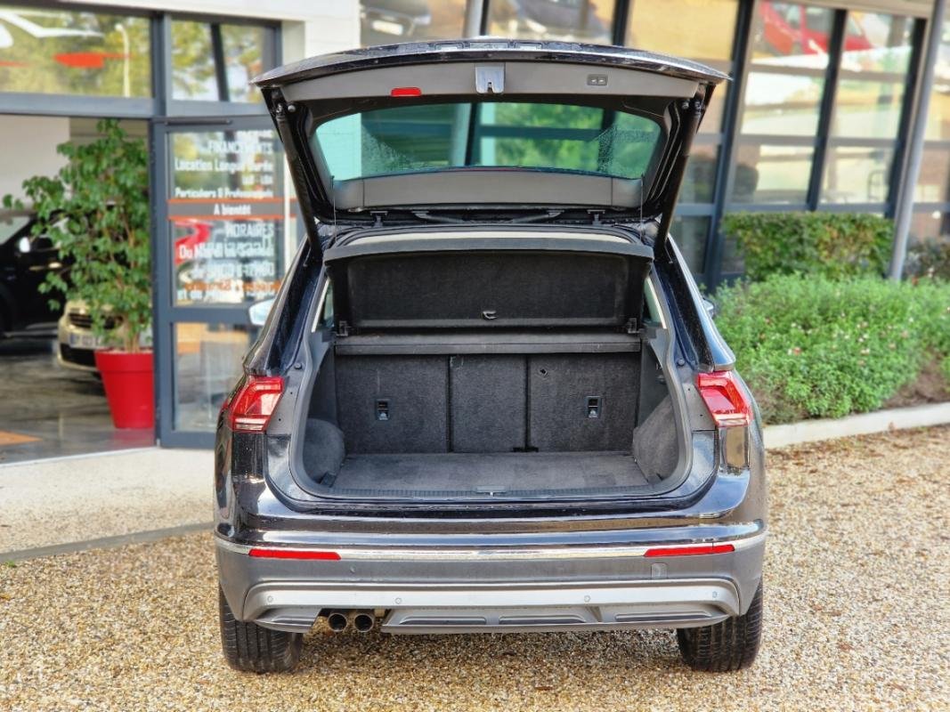 Volkswagen Tiguan - Photo 12