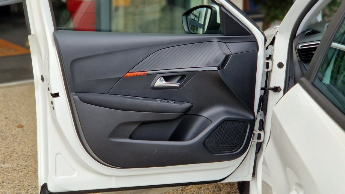 Peugeot 208 - Photo 30