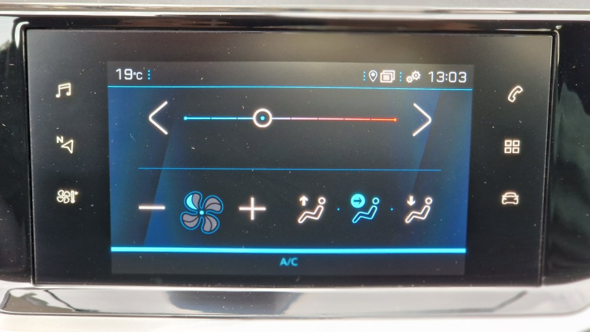 Peugeot 208 - Photo 42