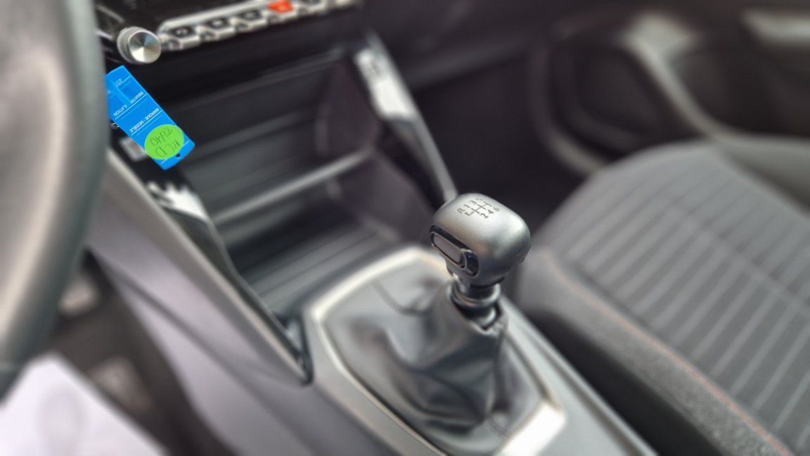 Peugeot 208 - Photo 10