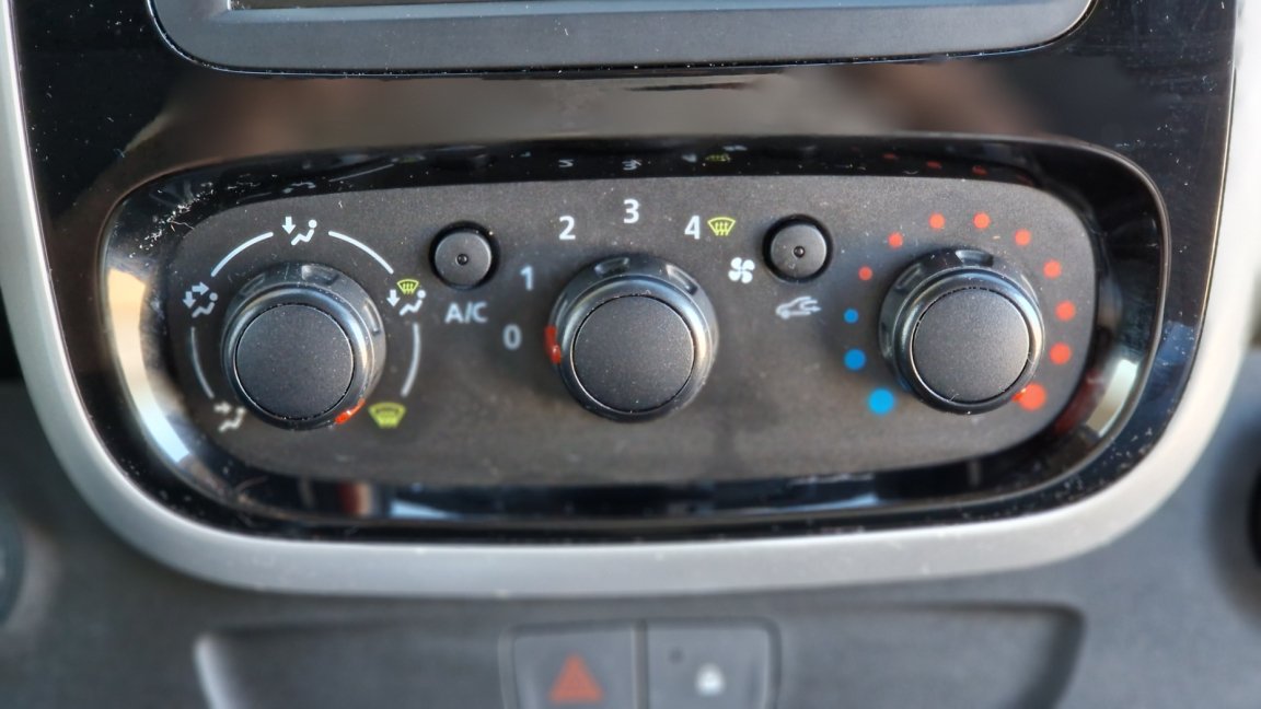 Renault Trafic - Photo 28