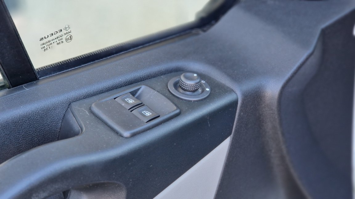 Renault Trafic - Photo 32