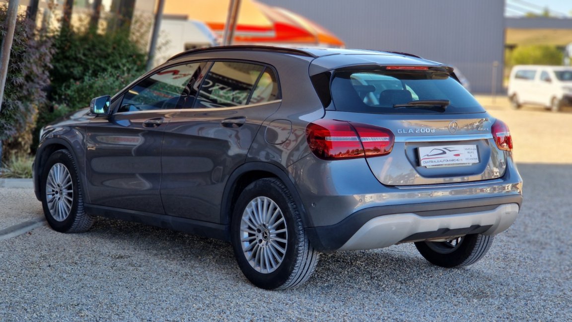 Mercedes Gla - Photo 17