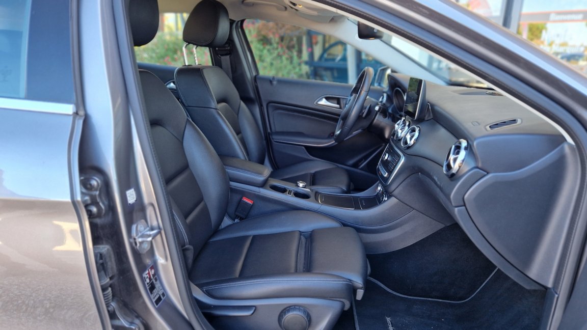 Mercedes Gla - Photo 25