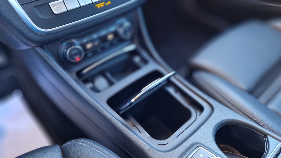Mercedes Gla - Photo 28