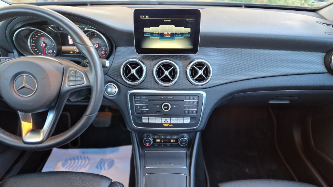 Mercedes Gla - Photo 38