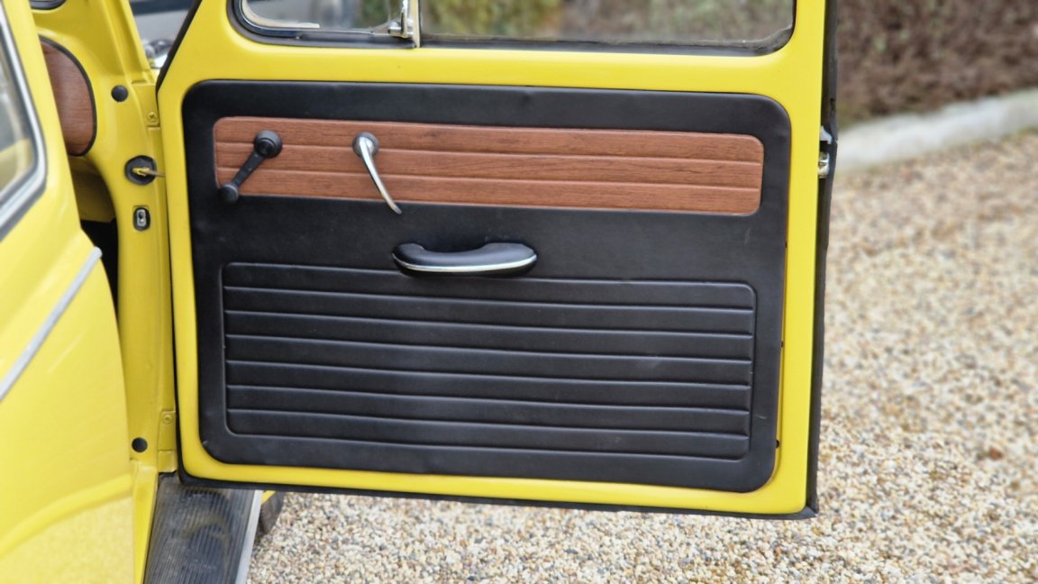Volkswagen Coccinelle - Photo 18