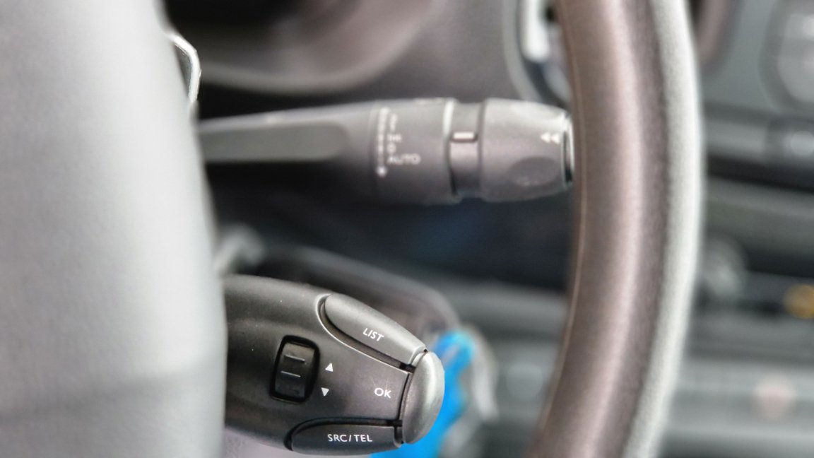 Peugeot Expert - Photo 25