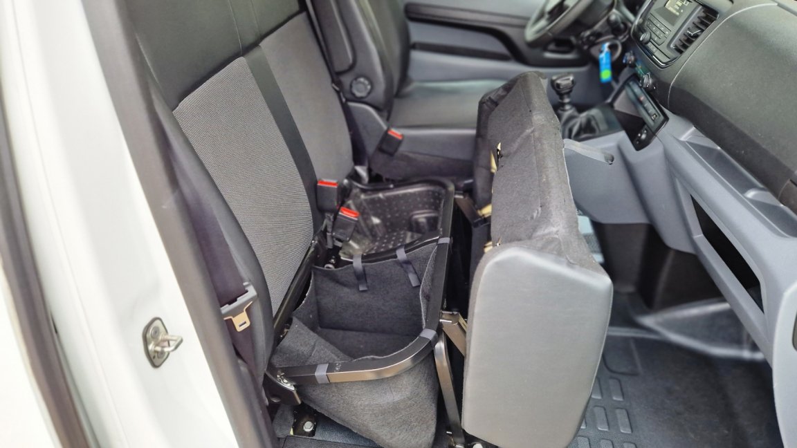 Peugeot Expert - Photo 32