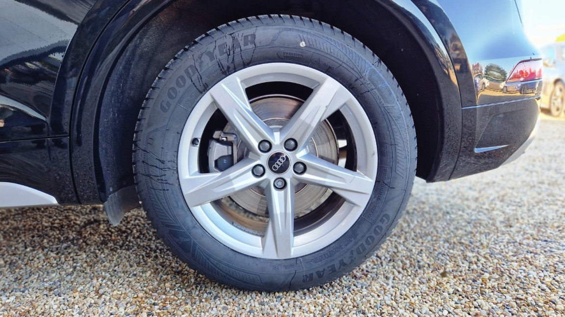 Audi Q5 - Photo 46