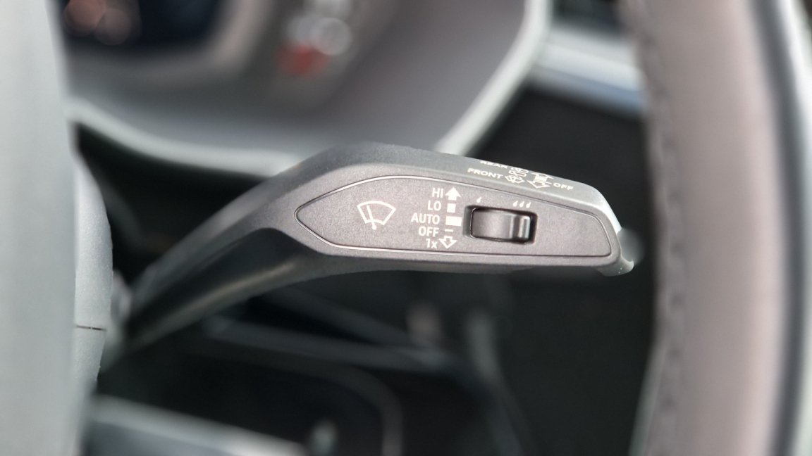 Audi Q3 - Photo 41