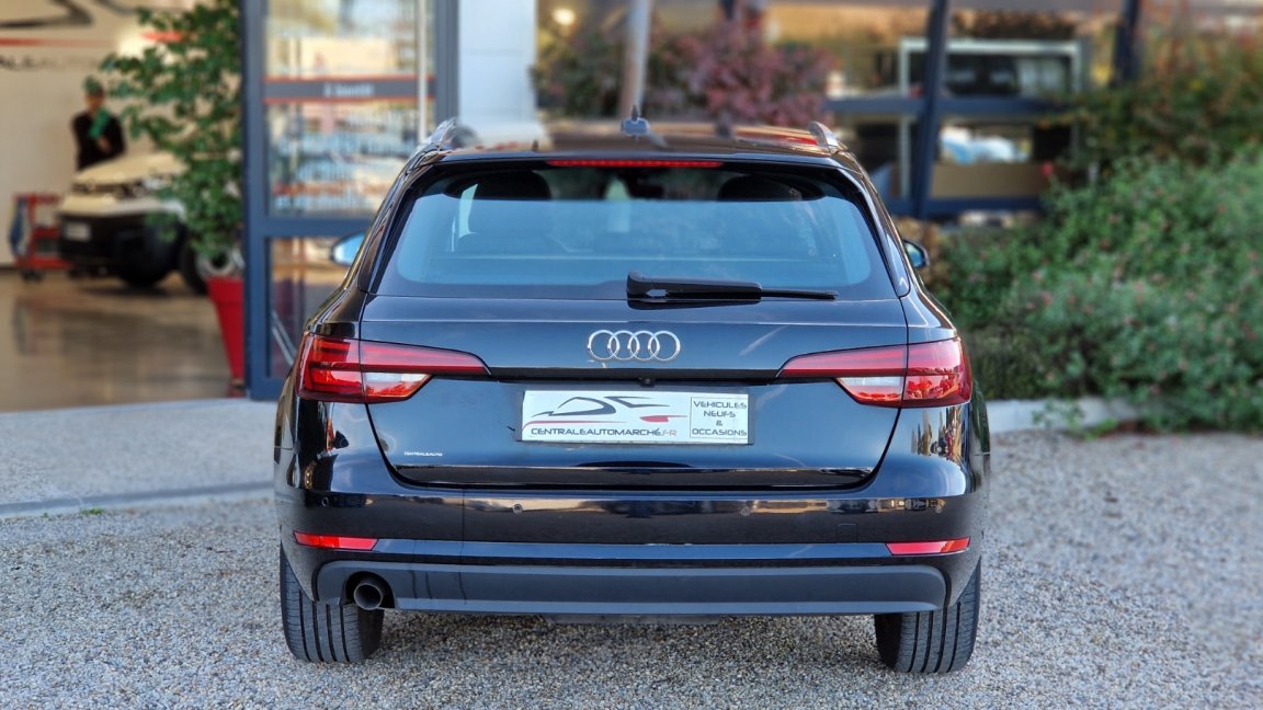 Audi A4 Avant - Photo 13