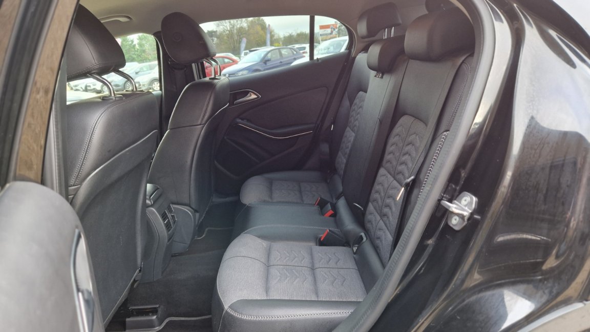 Mercedes Classe GLA - Photo 17