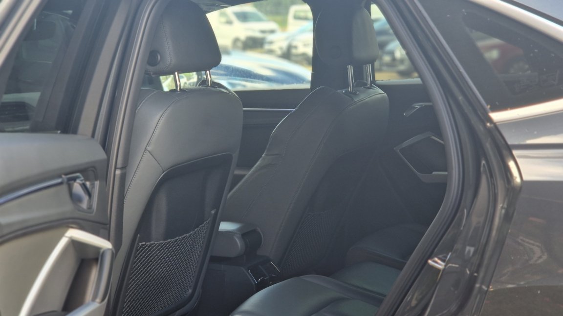 Audi Q3 Sportback - Photo 19