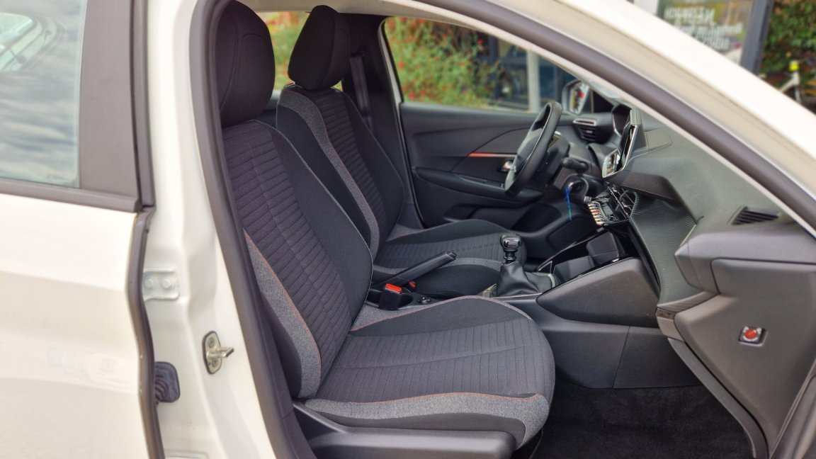 Peugeot 208 - Photo 32