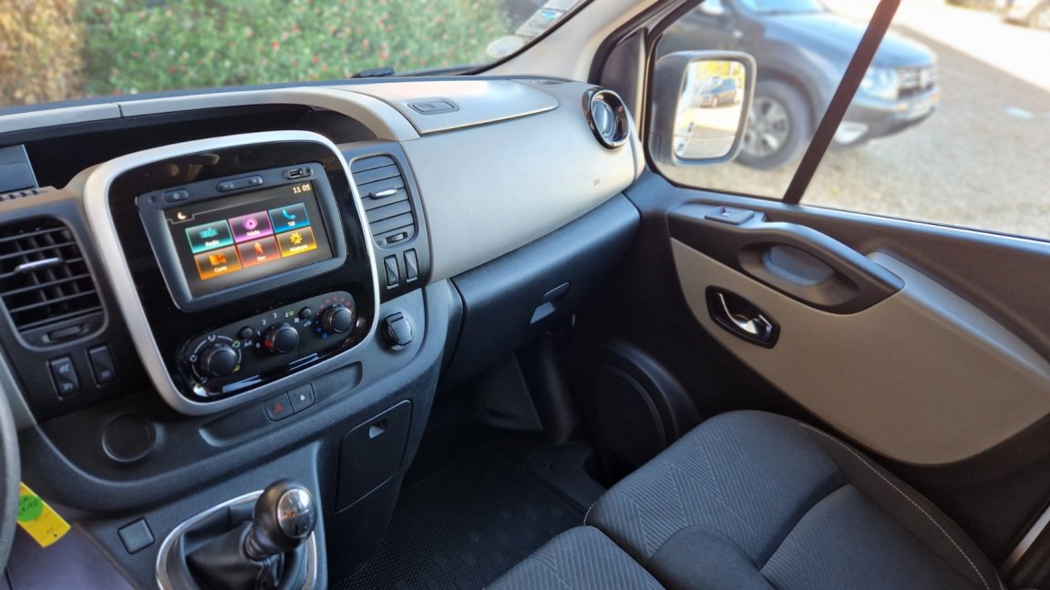 Renault Trafic - Photo 38