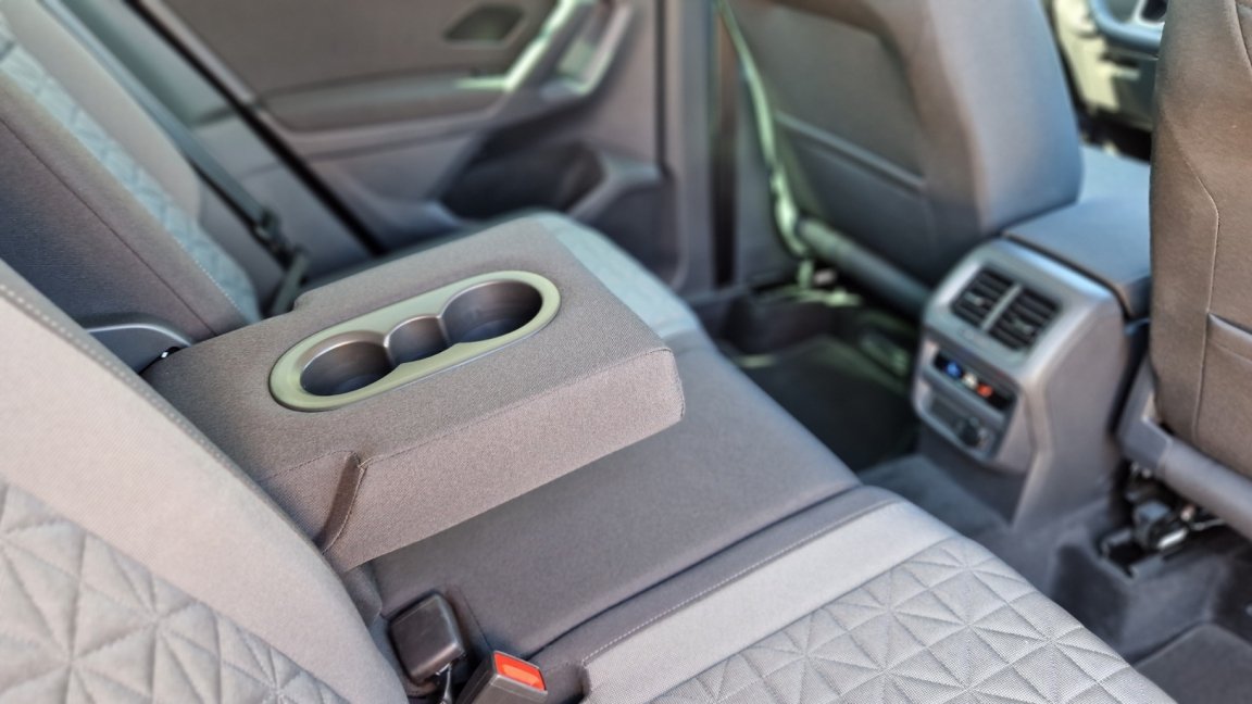Volkswagen Tiguan - Photo 2